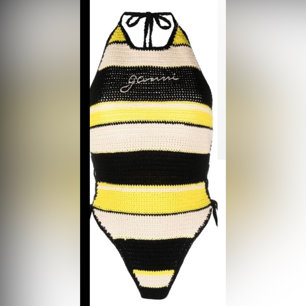 Bathing suit Size 40